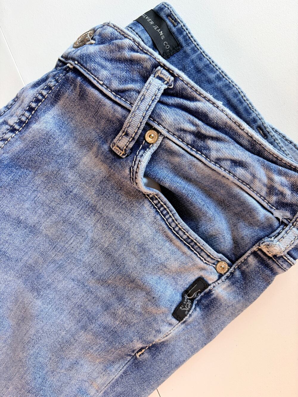 Silver Jeans Elyse Straight Women's Jeans Size 32x31 Light Blue Wash